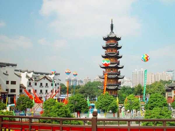 龙华商城3