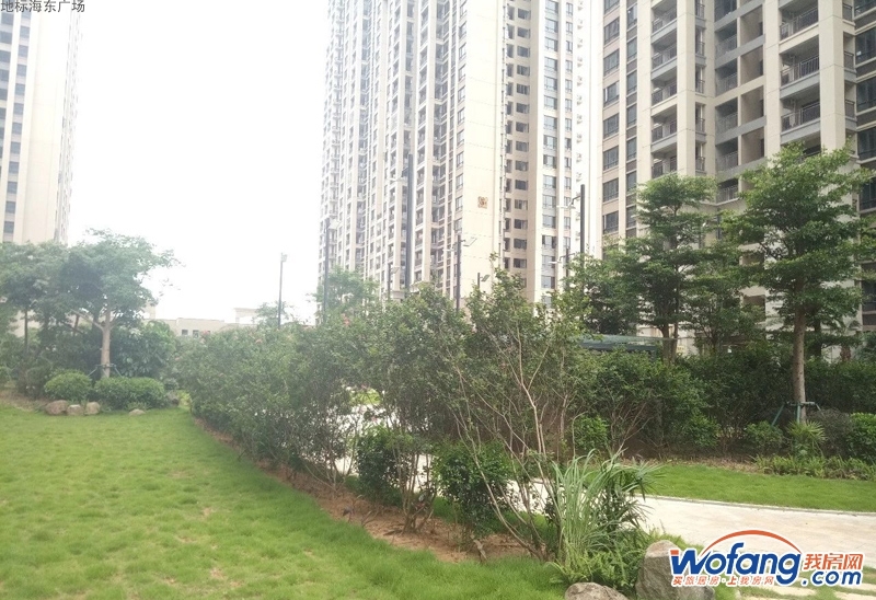 地标海东广场实景图