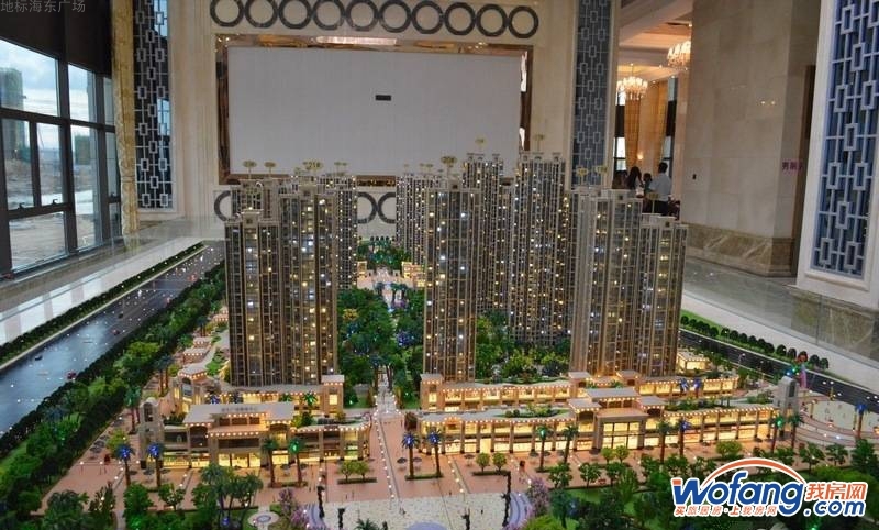 地标海东广场实景图